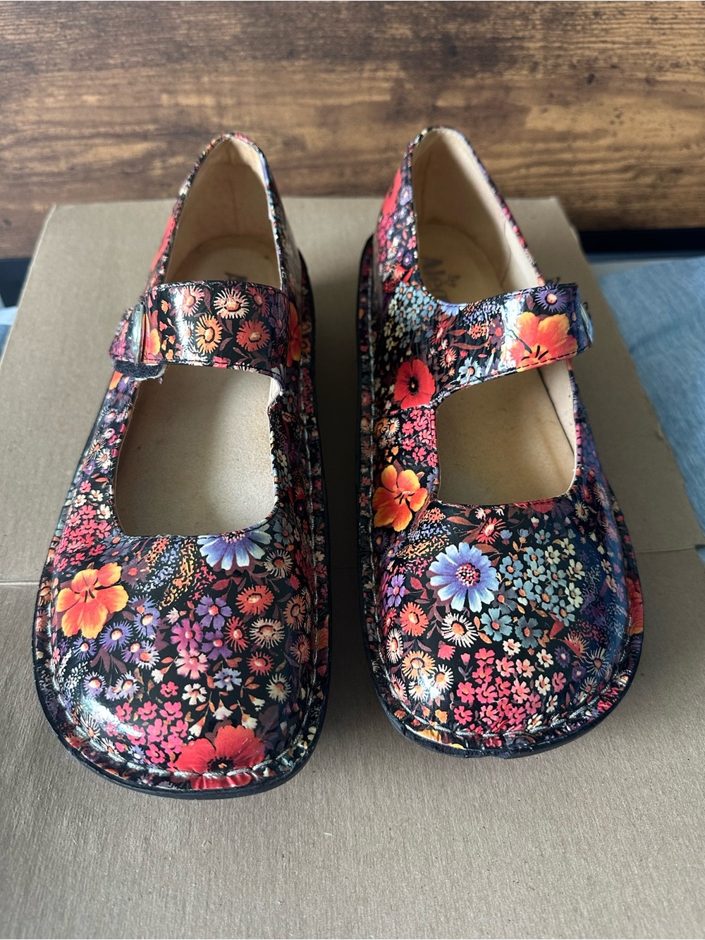 Alegria Paloma Midnight Garden Mary Janes Size 10.5/41 Comfort Shoe